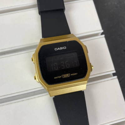 Casio 168 Silicone Black-Gold
