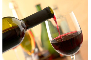 Как правильно хранить красное вино и сколько можно хранить открытое вино