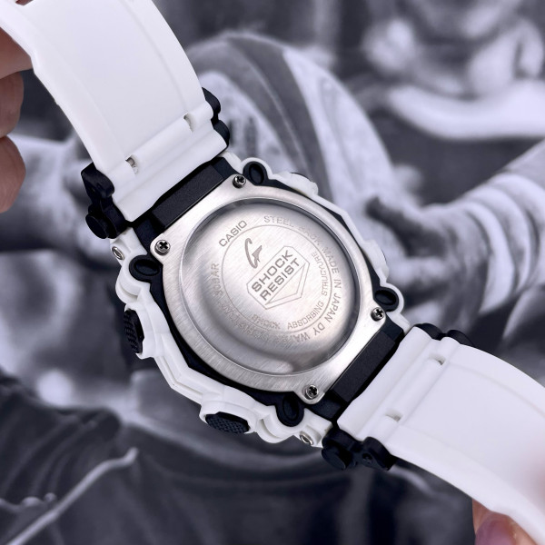 Casio 1933 White-Black Rep