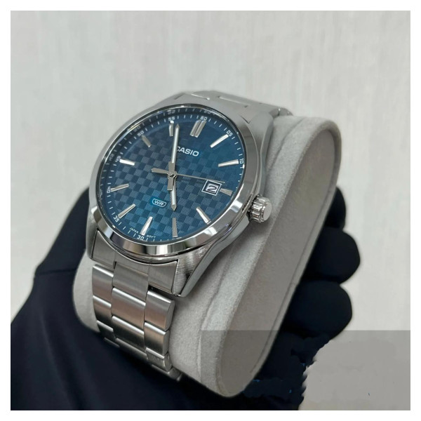 Чоловічий годинник Casio MTP-VD03D-2A2