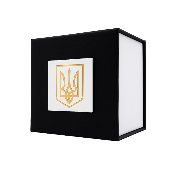 Подарункова картонна коробочка для годинника чорно-біла з тризубом золото