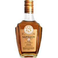 Коньяк України NAPOLEON Charles Louis ординарний 3 зірочки (V.S.) 0.25 л 40%