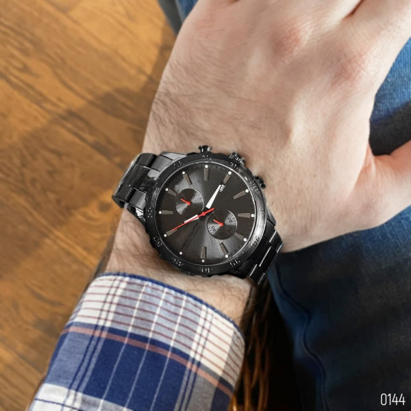 Megalith 8237M Black-Red