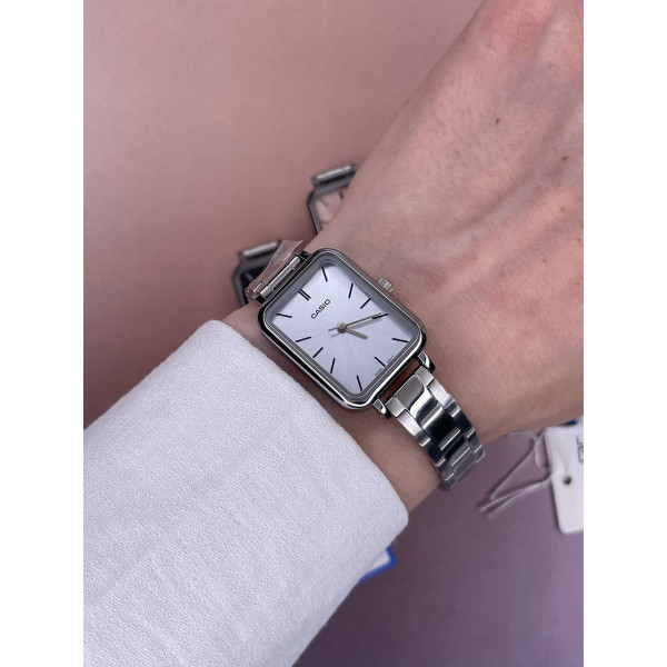 Жіночий годинник Casio LTP-V009D-2E