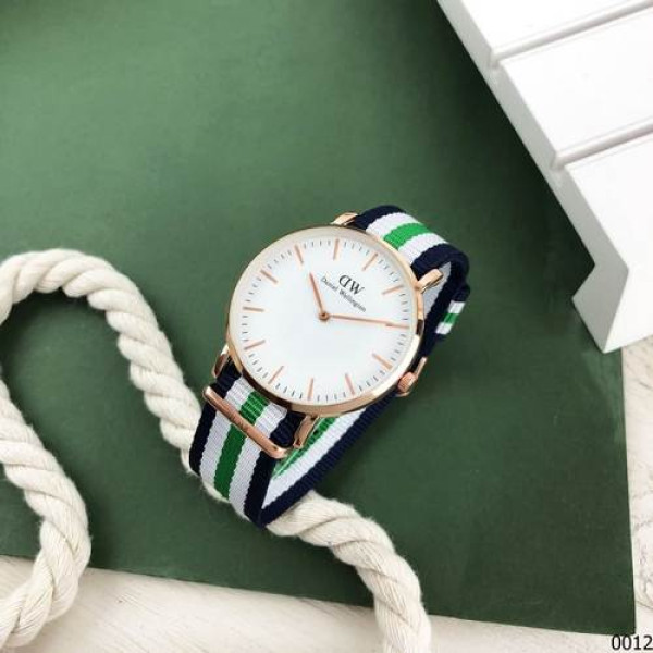 Daniel Wellington 38 мм Blue-White-Cuprum