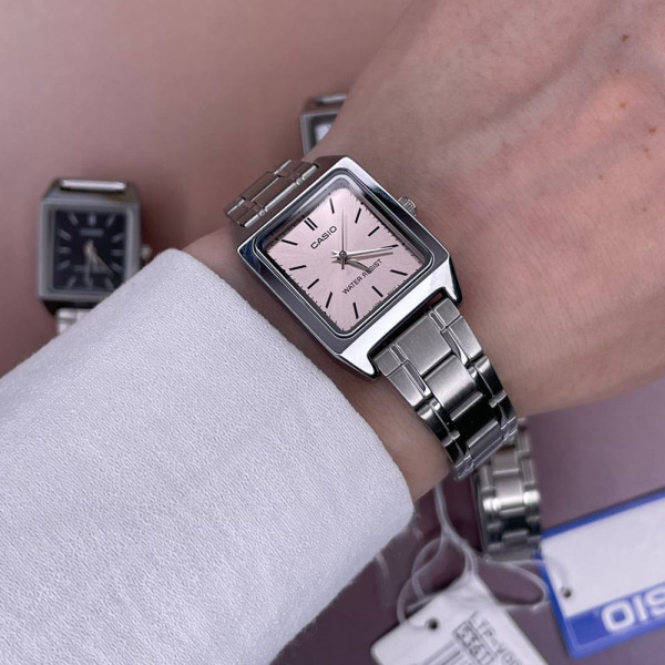 Жіночий годинник Casio LTP-V007D-4E