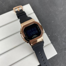 Casio 5600 Black-Gold