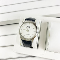QQ Q860J311Y Black-Silver